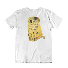Carica l&#39;immagine nel visualizzatore di Gallery, Klimt Der Kuss Shirt Men - Art-apparel-world